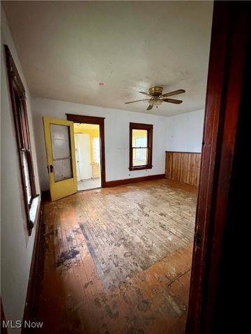 77 Wilhelm Street, Struthers, OH 44471