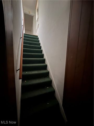 77 Wilhelm Street, Struthers, OH 44471