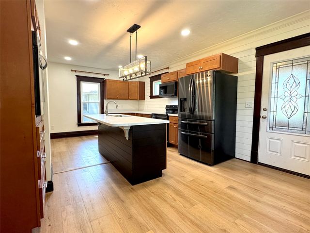 2506 LOVELAND Avenue, Millcreek, PA 16506