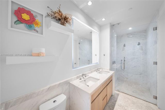 2831 S Bayshore Dr 406, Miami, FL 33133