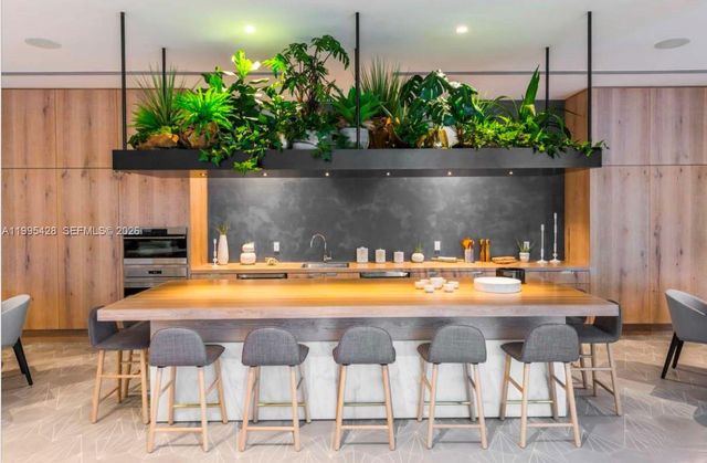 2831 S Bayshore Dr 406, Miami, FL 33133