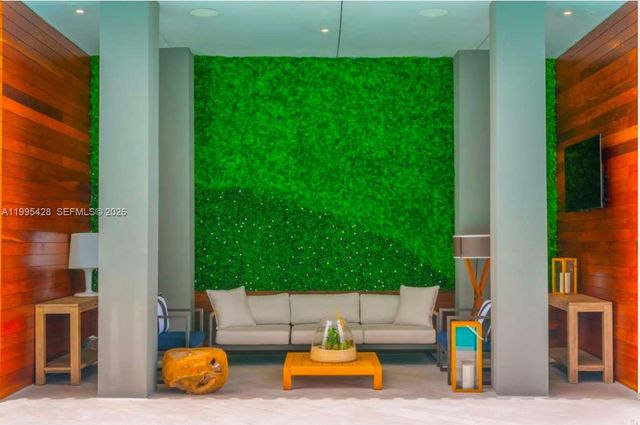 2831 S Bayshore Dr 406, Miami, FL 33133