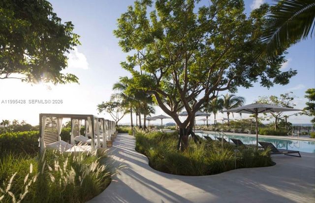 2831 S Bayshore Dr 406, Miami, FL 33133