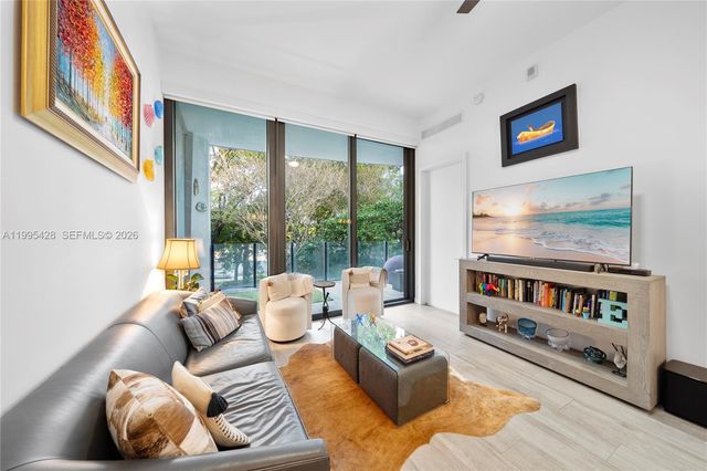 2831 S Bayshore Dr 406, Miami, FL 33133