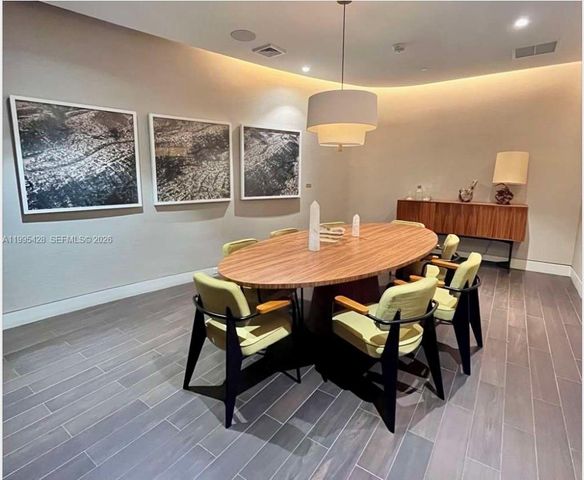 2831 S Bayshore Dr 406, Miami, FL 33133