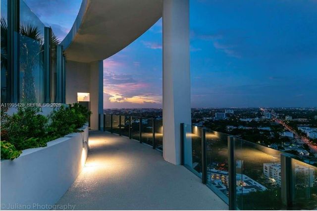 2831 S Bayshore Dr 406, Miami, FL 33133