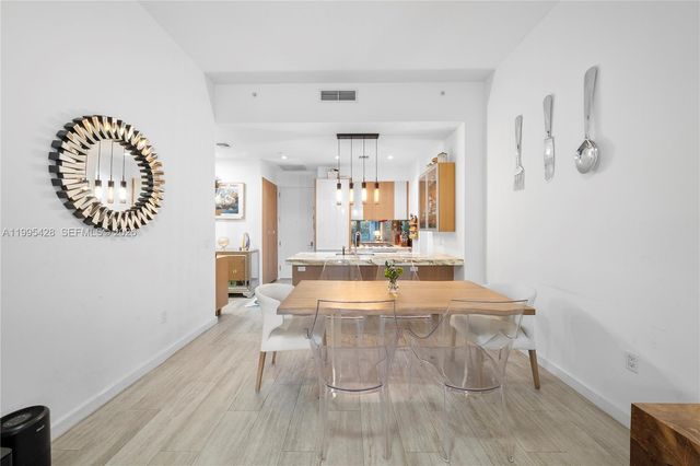 2831 S Bayshore Dr 406, Miami, FL 33133