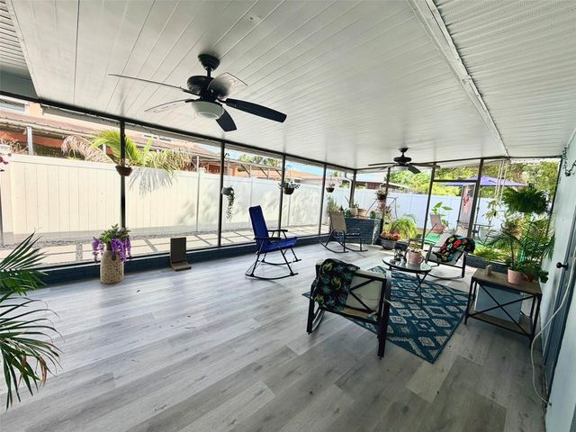 6004 MEMORIAL HIGHWAY, Tampa, FL 33615