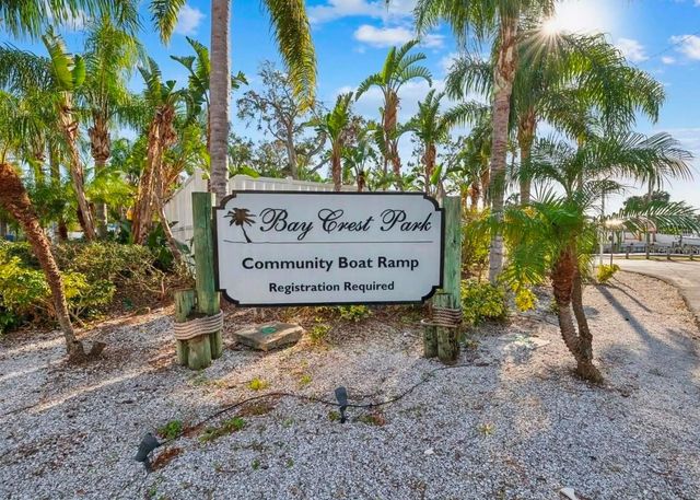 6004 MEMORIAL HIGHWAY, Tampa, FL 33615