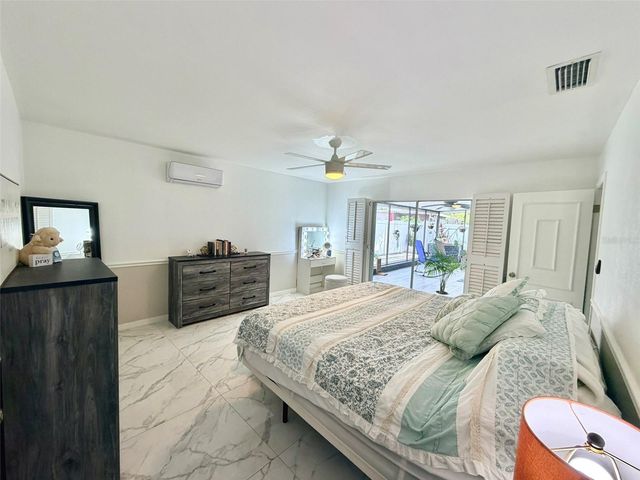 6004 MEMORIAL HIGHWAY, Tampa, FL 33615