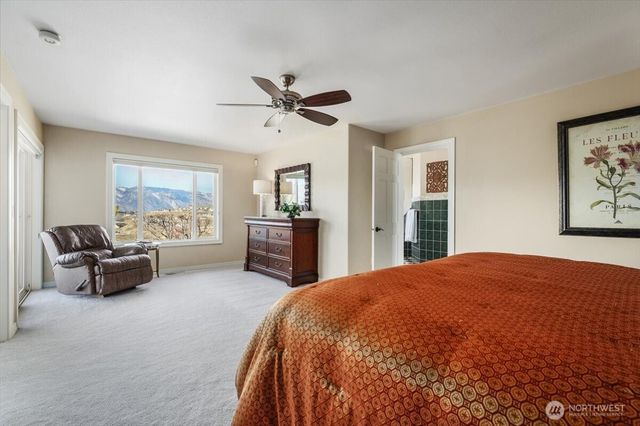 333 Highpoint Place, Chelan, WA 98816