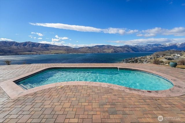 333 Highpoint Place, Chelan, WA 98816