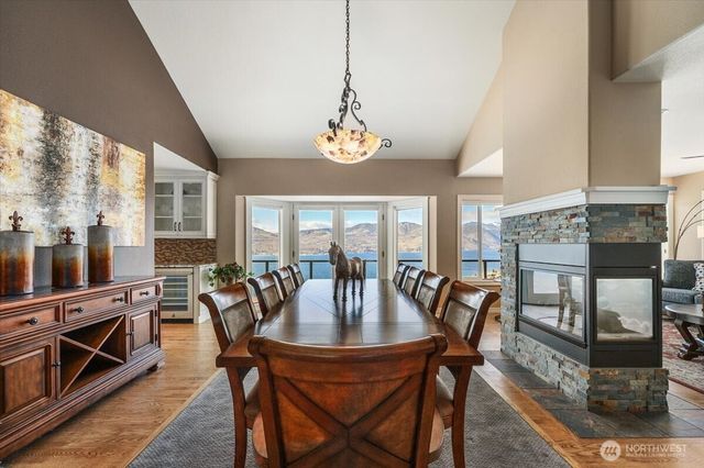 333 Highpoint Place, Chelan, WA 98816