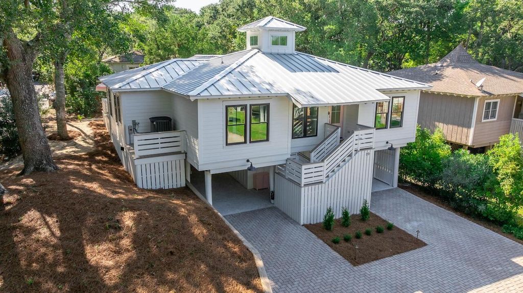 19 Sandcrab Court, Isle Of Palms, SC 29451