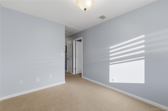 100 Boniface Drive 13B, Pine Bush, NY 12566