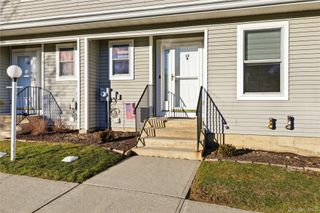 100 Boniface Drive 13B, Pine Bush, NY 12566