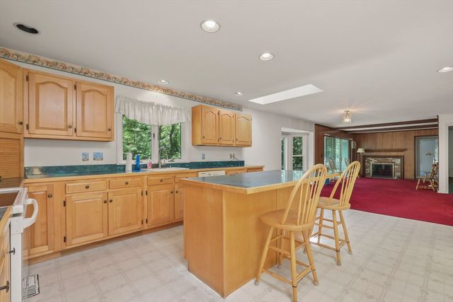 304 Round Cove Road, Chatham, MA 02633