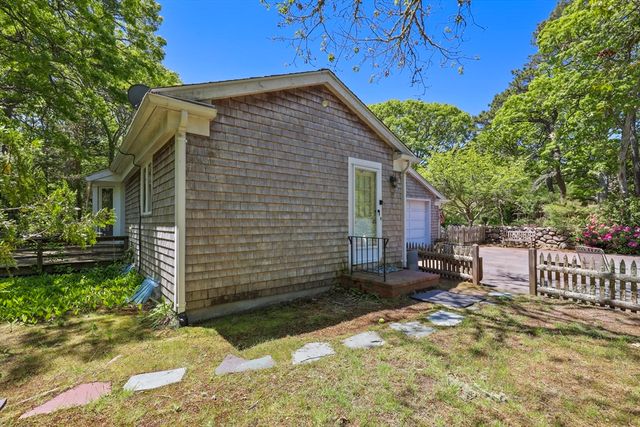 304 Round Cove Road, Chatham, MA 02633