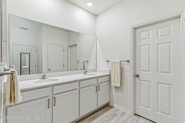 399 Calcutta Avenue NW, Palm Bay, FL 32907