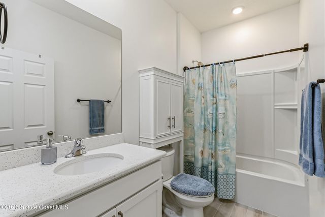 399 Calcutta Avenue NW, Palm Bay, FL 32907