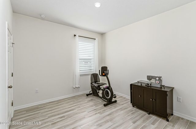 399 Calcutta Avenue NW, Palm Bay, FL 32907