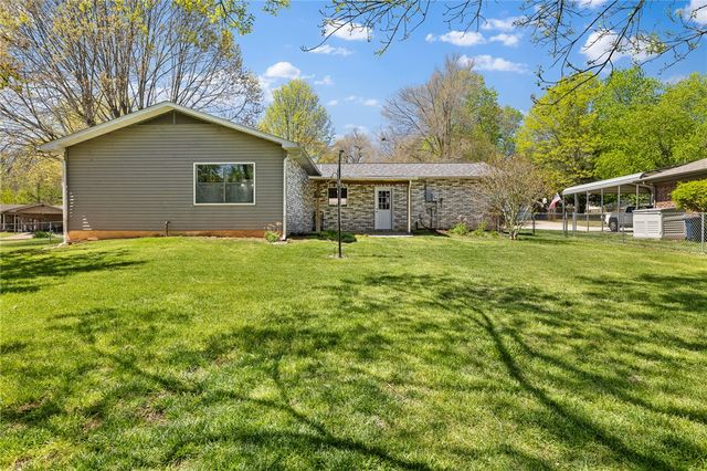 916 Quail Avenue, Harrison, AR 72601