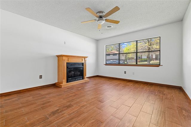 916 Quail Avenue, Harrison, AR 72601