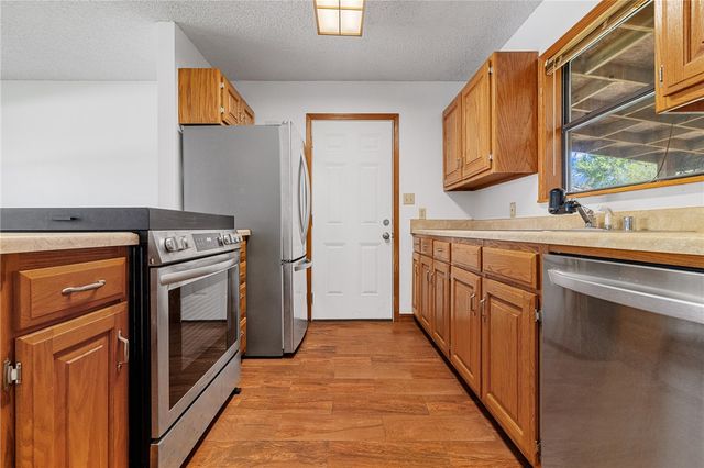 916 Quail Avenue, Harrison, AR 72601
