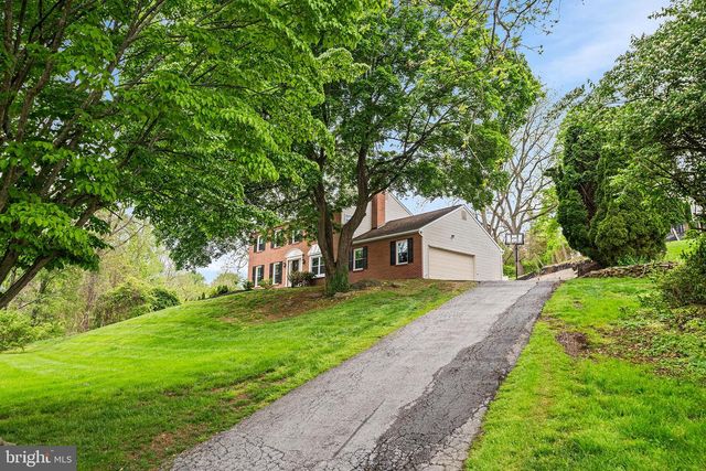210 JAMES DR, West Chester, PA 19380