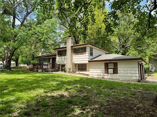 7311 Stearns Street, Shawnee, KS 66203
