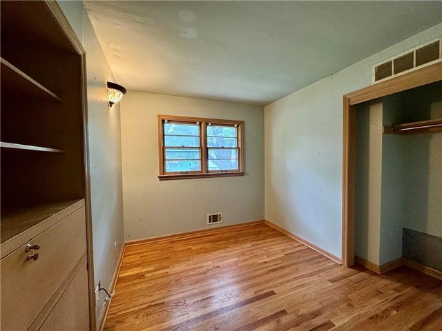 7311 Stearns Street, Shawnee, KS 66203