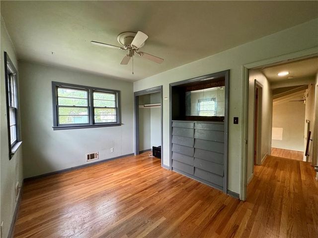 7311 Stearns Street, Shawnee, KS 66203