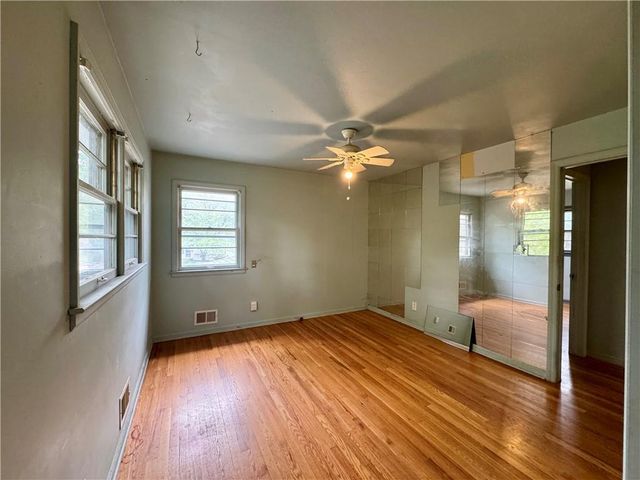 7311 Stearns Street, Shawnee, KS 66203