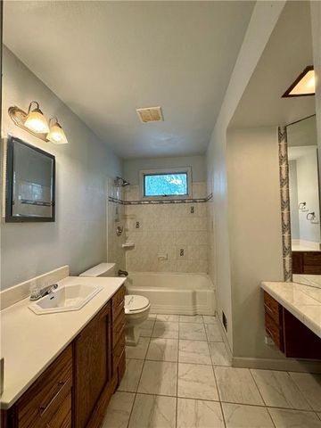 7311 Stearns Street, Shawnee, KS 66203