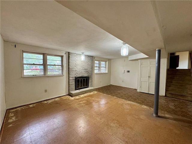 7311 Stearns Street, Shawnee, KS 66203