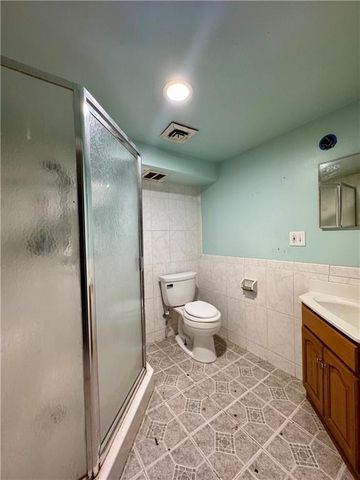 7311 Stearns Street, Shawnee, KS 66203