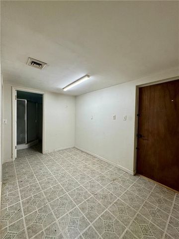 7311 Stearns Street, Shawnee, KS 66203