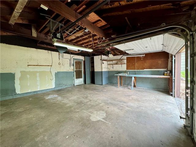 7311 Stearns Street, Shawnee, KS 66203