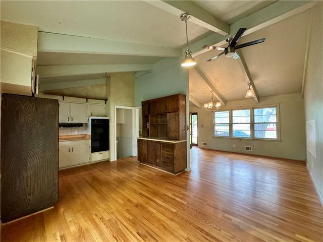 7311 Stearns Street, Shawnee, KS 66203