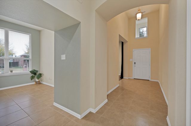 600 Cattlemans Way, Fort Worth, TX 76131