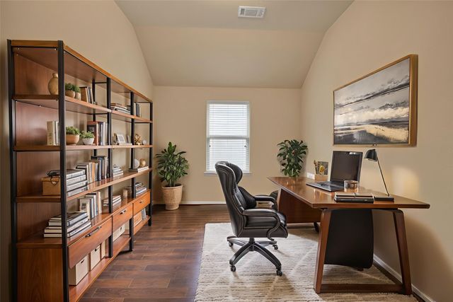 600 Cattlemans Way, Fort Worth, TX 76131