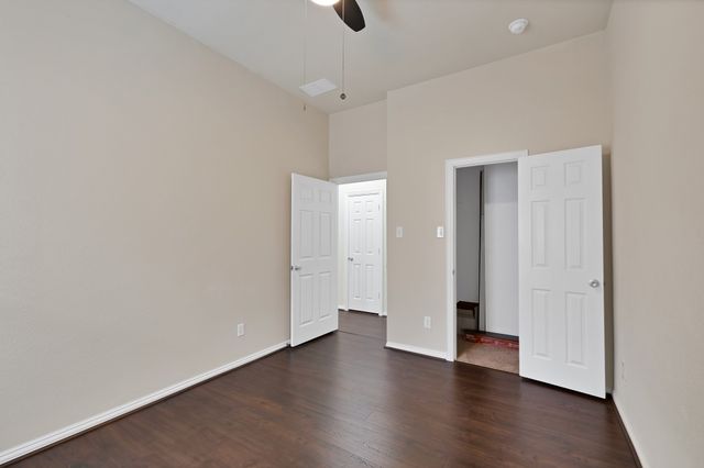 600 Cattlemans Way, Fort Worth, TX 76131