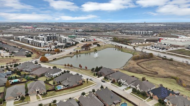 600 Cattlemans Way, Fort Worth, TX 76131