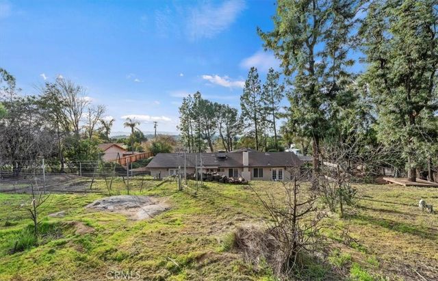 16930 Washington, Riverside, CA 92504