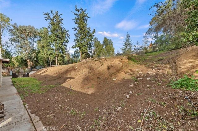 16930 Washington, Riverside, CA 92504