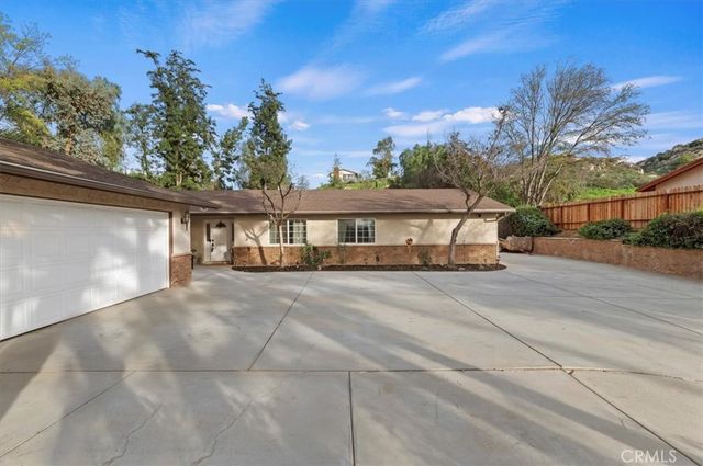 16930 Washington, Riverside, CA 92504