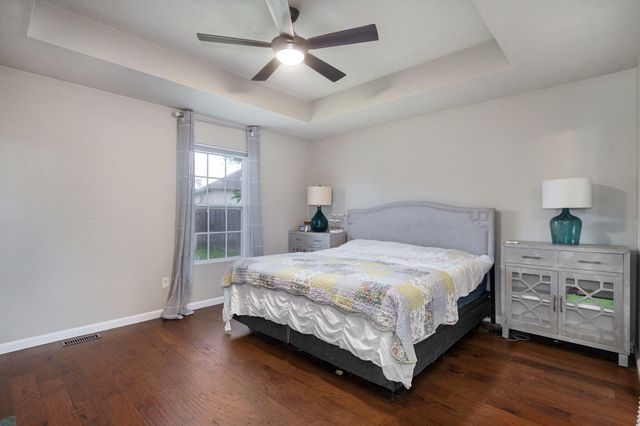 5423 Basswood Court W, Springfield, MO 65802