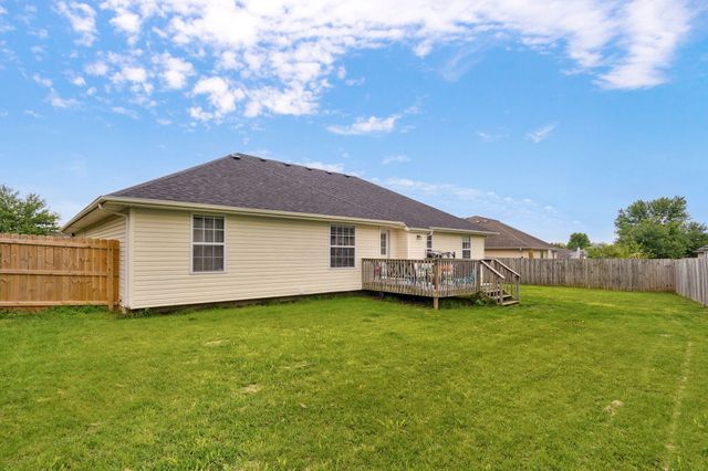 5423 Basswood Court W, Springfield, MO 65802