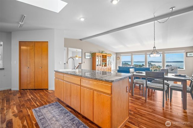 8037 Chinook Way, Blaine, WA 98230