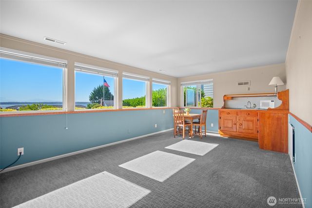 8037 Chinook Way, Blaine, WA 98230